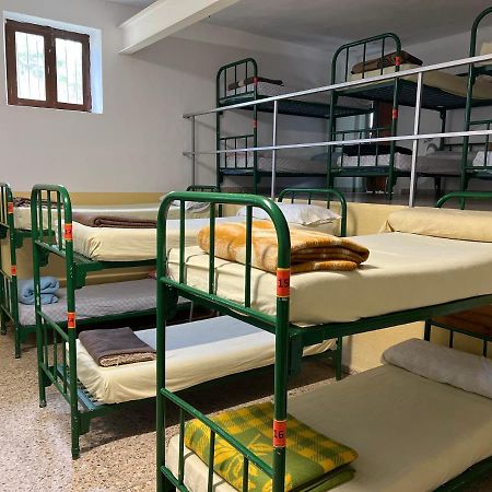 圣马丁德尔卡米诺 Albergue Municipal旅舍 外观 照片