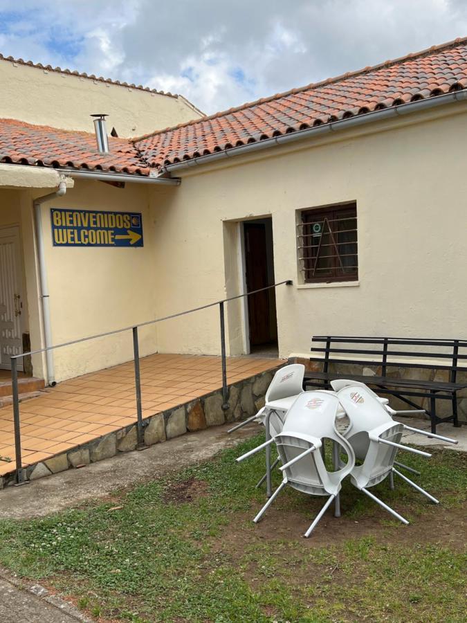 圣马丁德尔卡米诺 Albergue Municipal旅舍 外观 照片